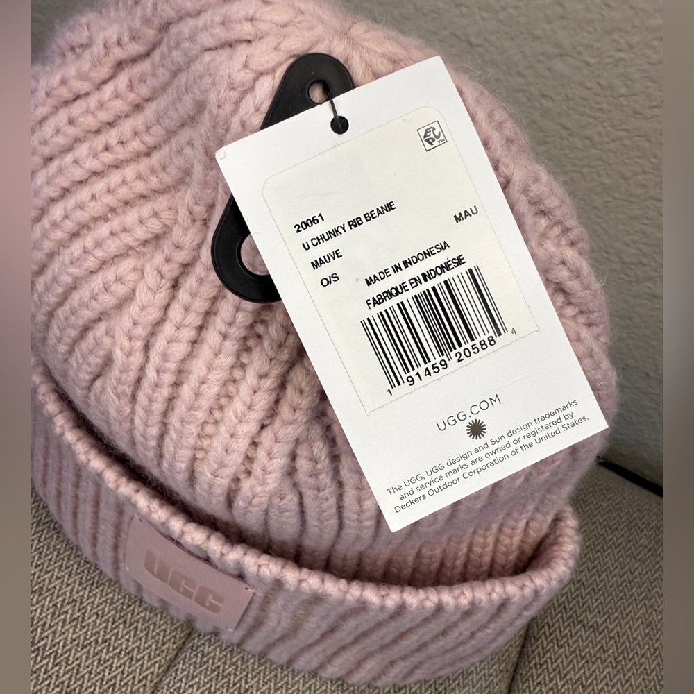 UGG Chunky Knit Beanie Women's in Mauve Pink, Fold Over Cuff w Logo Patch Hat - Picture 3 of 11